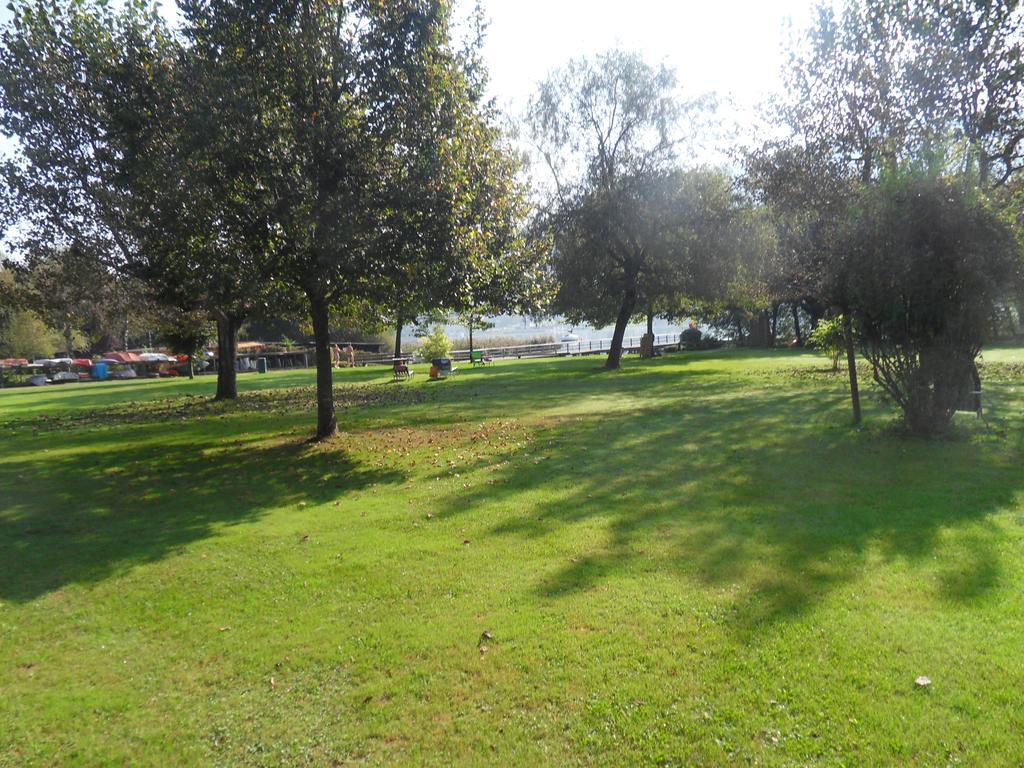 Ferienwohnungen K+M+B Am Ossiacher See - Sandro Bodensdorf Exterior photo
